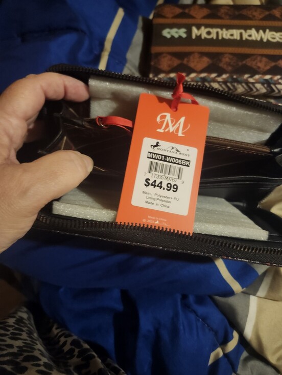 Montana West Handbags - Montana West Wallet with Zip Closure
